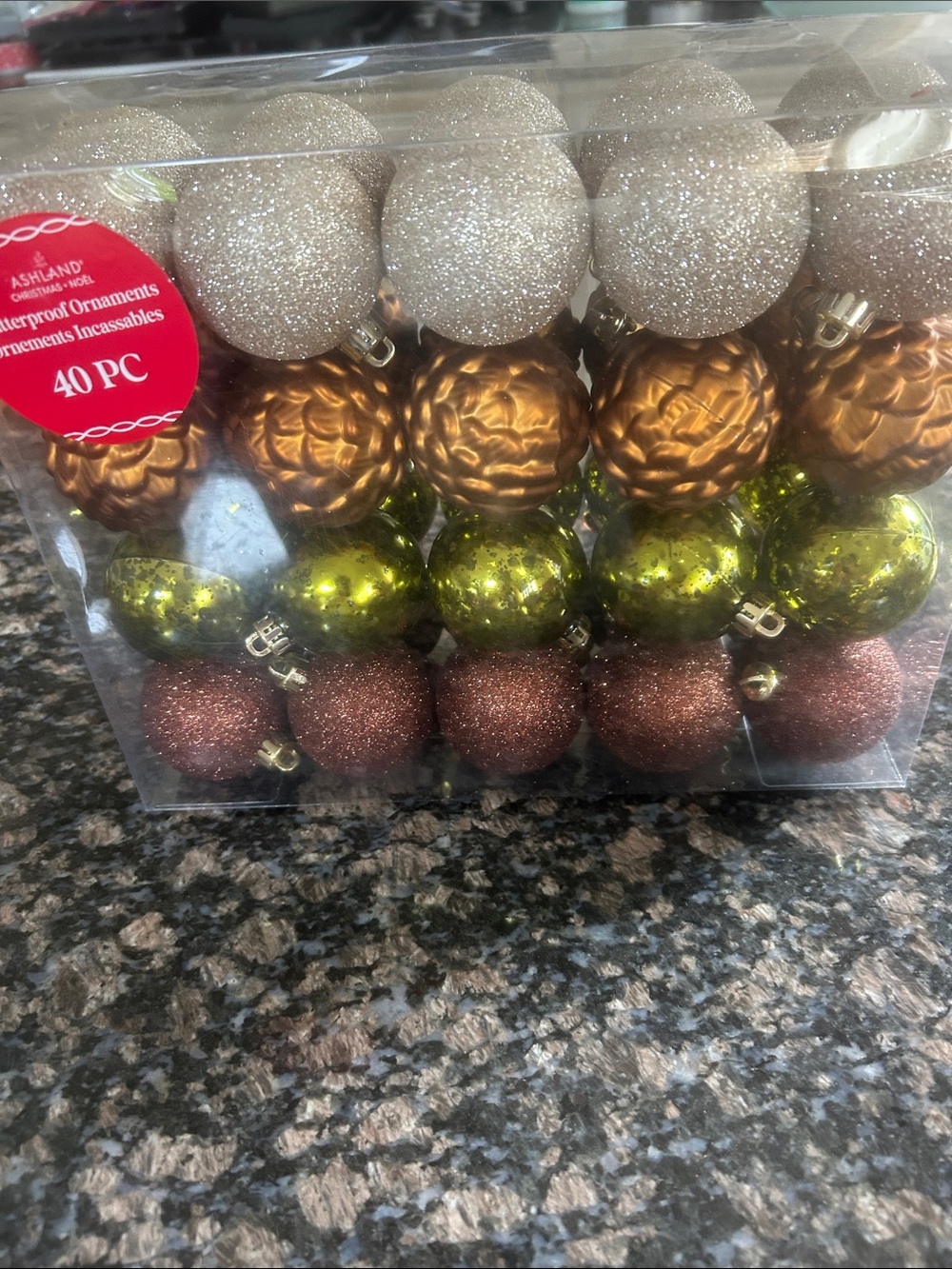 ASHLAND SHATTERPROOF ORNAMENTS 2.2" 40PC NWT